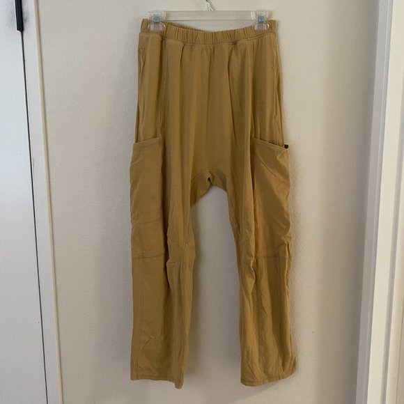 FP Movement by Free People Hot Shot Pants in Camel - Picture 2 of 5